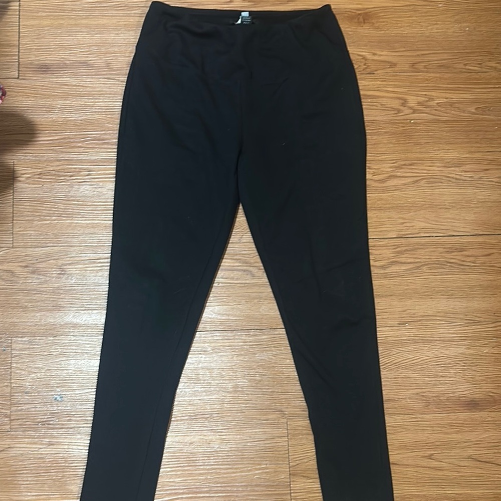 Apt. 9 Classic Black Stretchy Trousers So Comfortable Yet Classy Size Medium